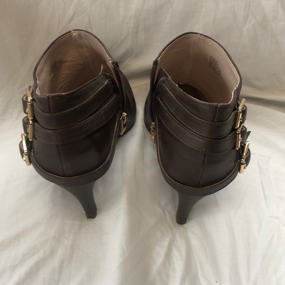 Vince Camuto Brown Booties - Picture 3 of 3